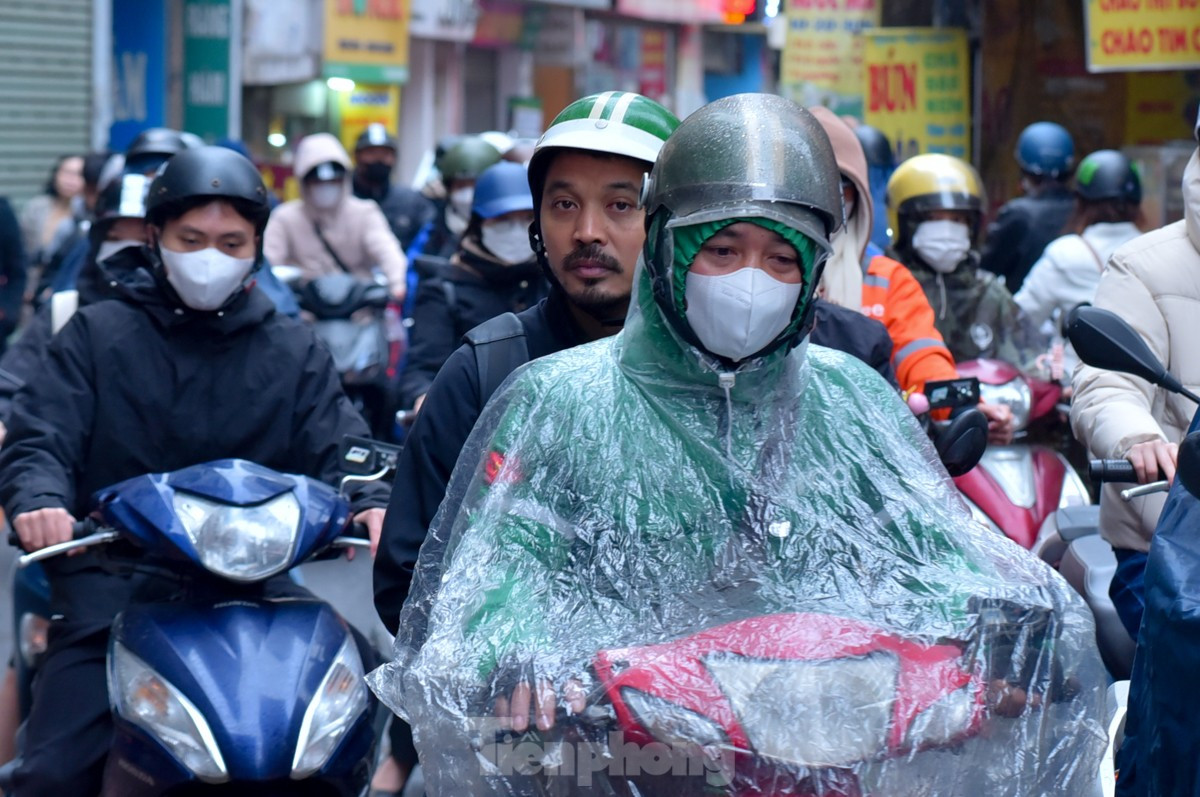 Miền Bắc đón mưa rét dài ngày. Ảnh: Đức Nguyễn.