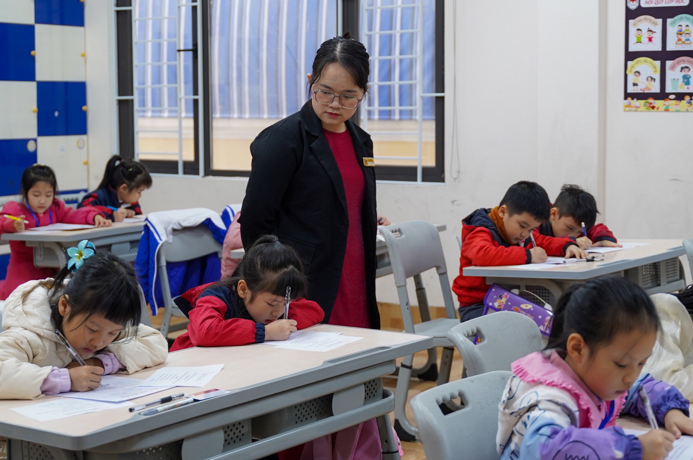 Cuộc thi nhằm duy trì và phát triển phong trào vở sạch, viết chữ đẹp của học sinh tiểu học.