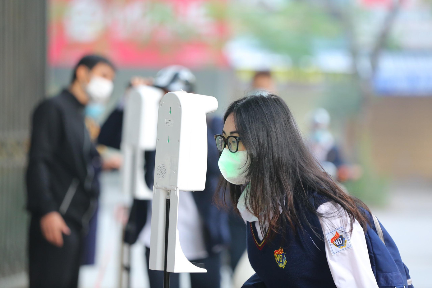 Học sinh Hà Nội tới trường học trực tiếp từ đầu tháng 12/2021.