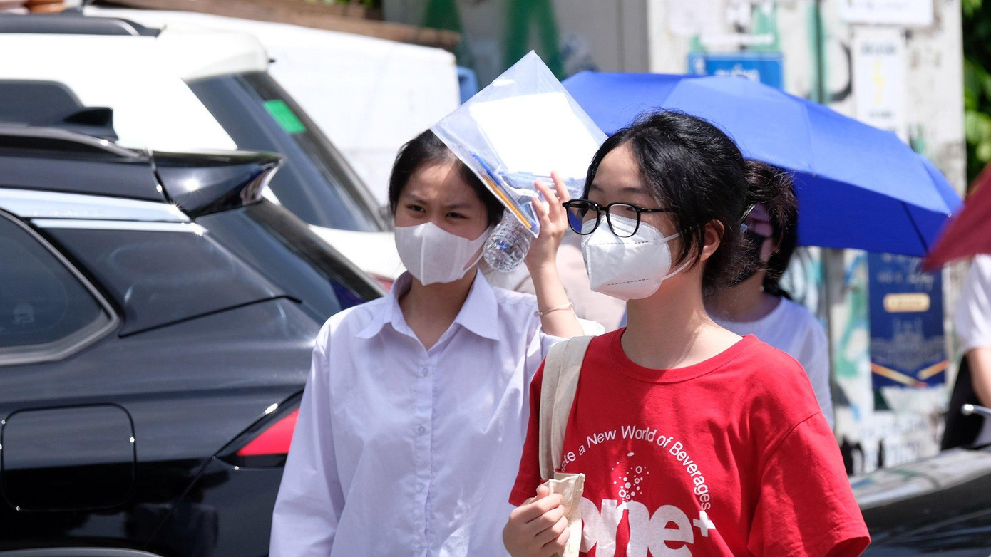 Hà Nội: Sẽ chỉ có 55,7% học sinh trúng tuyển lớp 10 công lập.