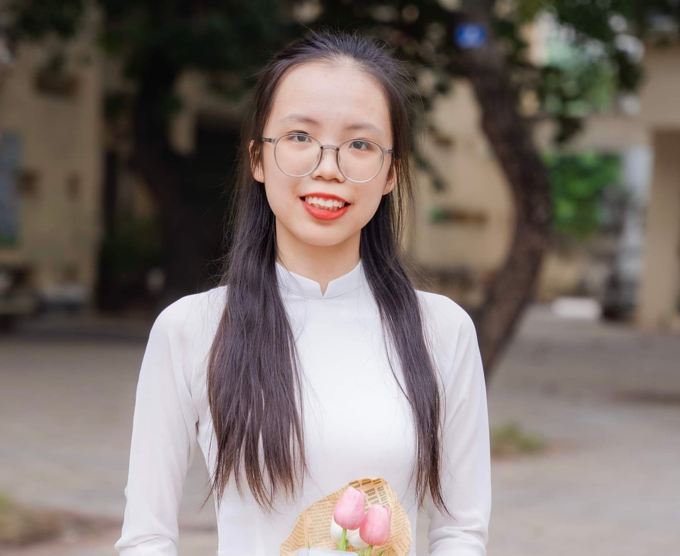 Em Nguyễn Hà Nhi, lớp 12D1, Trường THPT Nguyễn Gia Thiều, quận Long Biên (Hà Nội) có tổng điểm thi đạt 57,85 điểm. Em Nguyễn Hà Nhi, lớp 12D1, Trường THPT Nguyễn Gia Thiều, quận Long Biên (Hà Nội) có tổng điểm thi đạt 57,85 điểm.