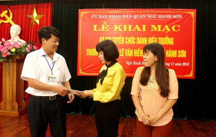 Việc thi tuyển hiệu trưởng đã được nhiều địa phương tổ chức, thực hiện. Việc thi tuyển hiệu trưởng đã được nhiều địa phương tổ chức, thực hiện.