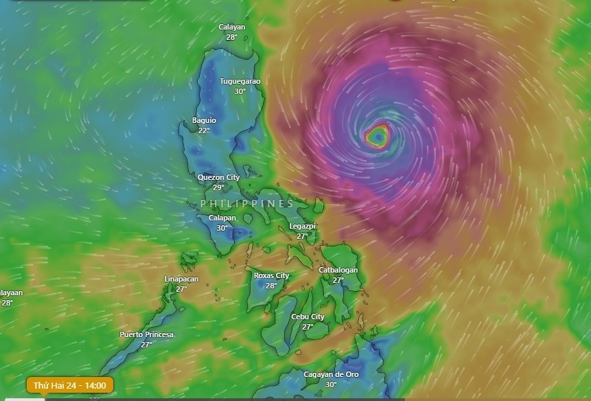 Bão Doksuri có thể mạnh lên thành siêu bão. Ảnh: Windy.
