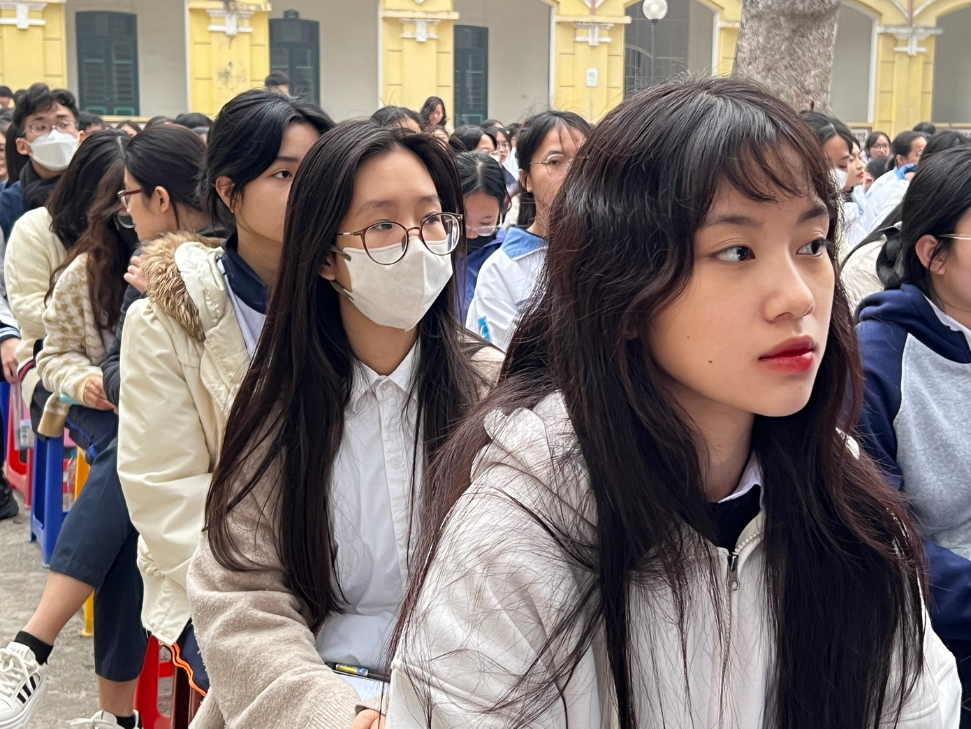 Học sinh dự kỳ thi học sinh giỏi cấp thành phố tại Trường THPT Chu Văn An (Hà Nội).