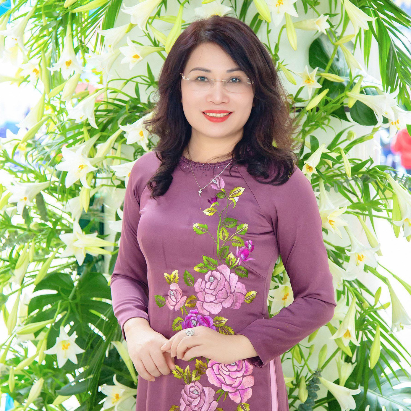 NGƯT Lê Kim Anh, Hiệu trưởng Trường THCS Cầu Giấy được điều động, bổ nhiệm làm Hiệu trưởng Trường THCS Trần Duy Hưng.