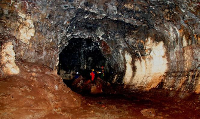 Hang động núi lửa đẹp nhất Đông Nam Á tại Tây Nguyên.