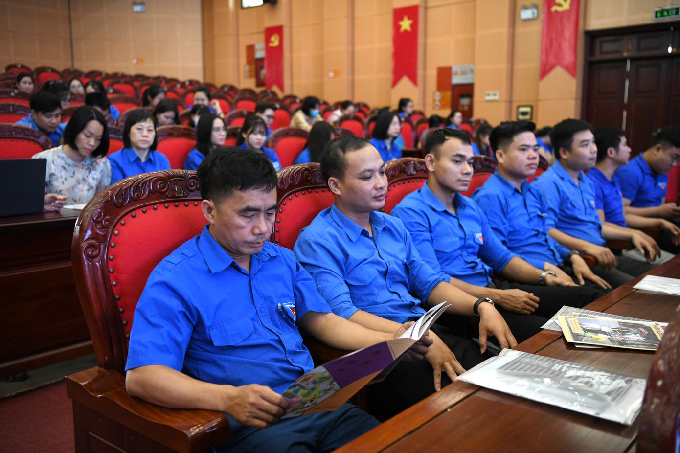 Các đại biểu tham dự Hội nghị.