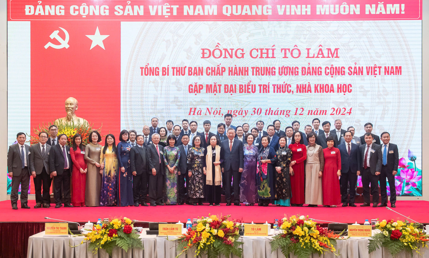 Tổng Bí thư Tô Lâm gặp mặt đại biểu trí thức, nhà khoa học. Ảnh: PV. Tổng Bí thư Tô Lâm gặp mặt đại biểu trí thức, nhà khoa học. Ảnh: PV.