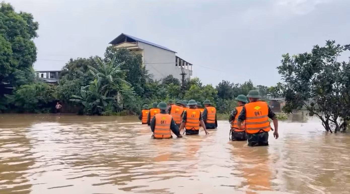 Dự báo mưa lớn còn tiếp tục trong những ngày tới ở miền Bắc.