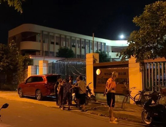 Trường Mầm non Hồng Nhung 2 là trường tư thục, nơi để xảy ra sự việc kể trên.