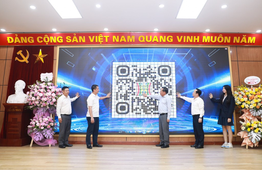 Sở GD&ĐT Hà Nội tổ chức khởi động chương trình ôn thi tốt nghiệp miễn phí. Sở GD&ĐT Hà Nội tổ chức khởi động chương trình ôn thi tốt nghiệp miễn phí.