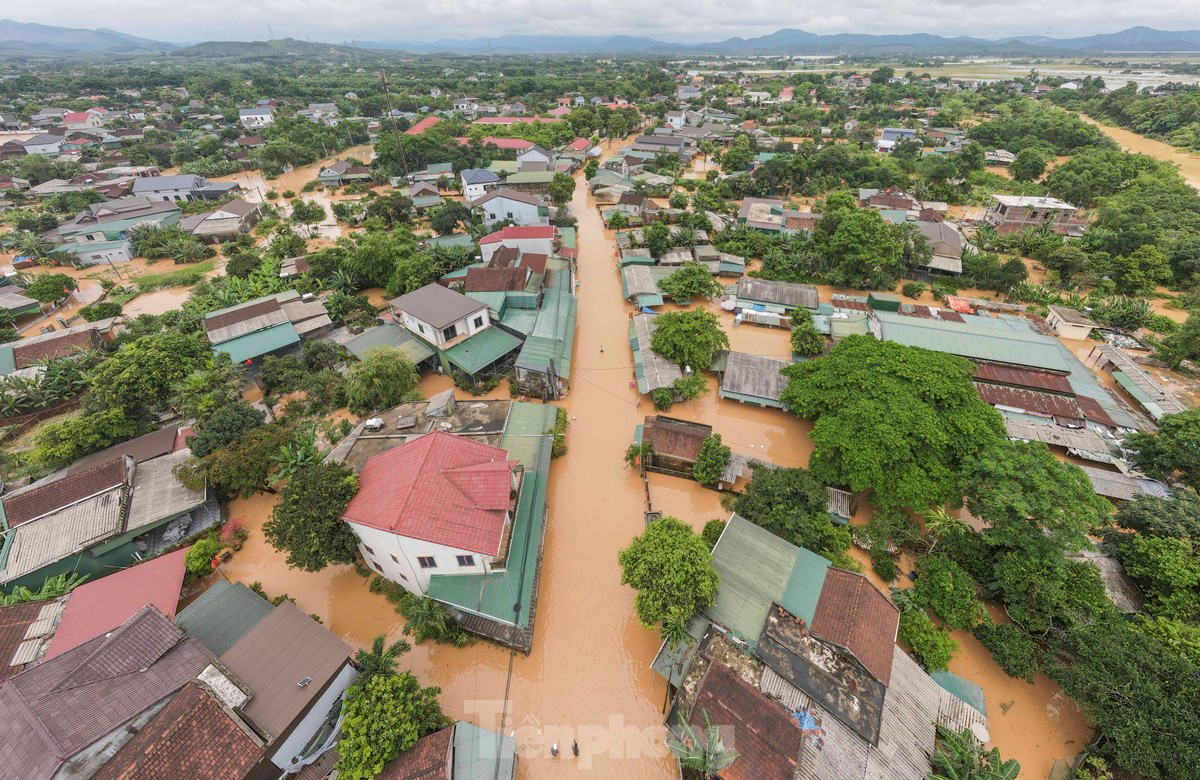 Mưa lũ kỷ lục, bất thường xuất hiện trong tháng 5 tại Hà Tĩnh.