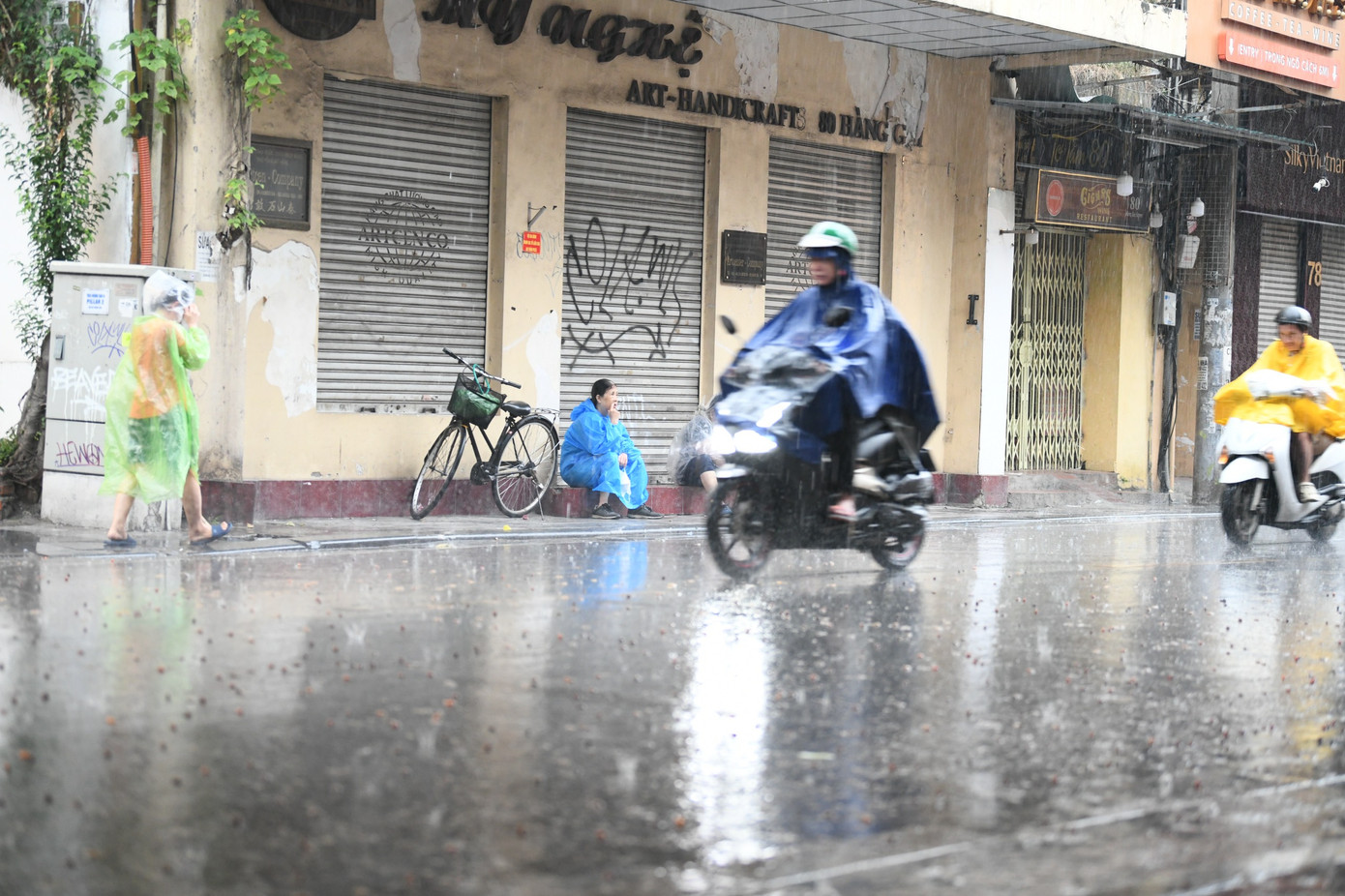 Miền Bắc có thể đón mưa dông trong nhiều ngày tới. Ảnh: Như Ý.