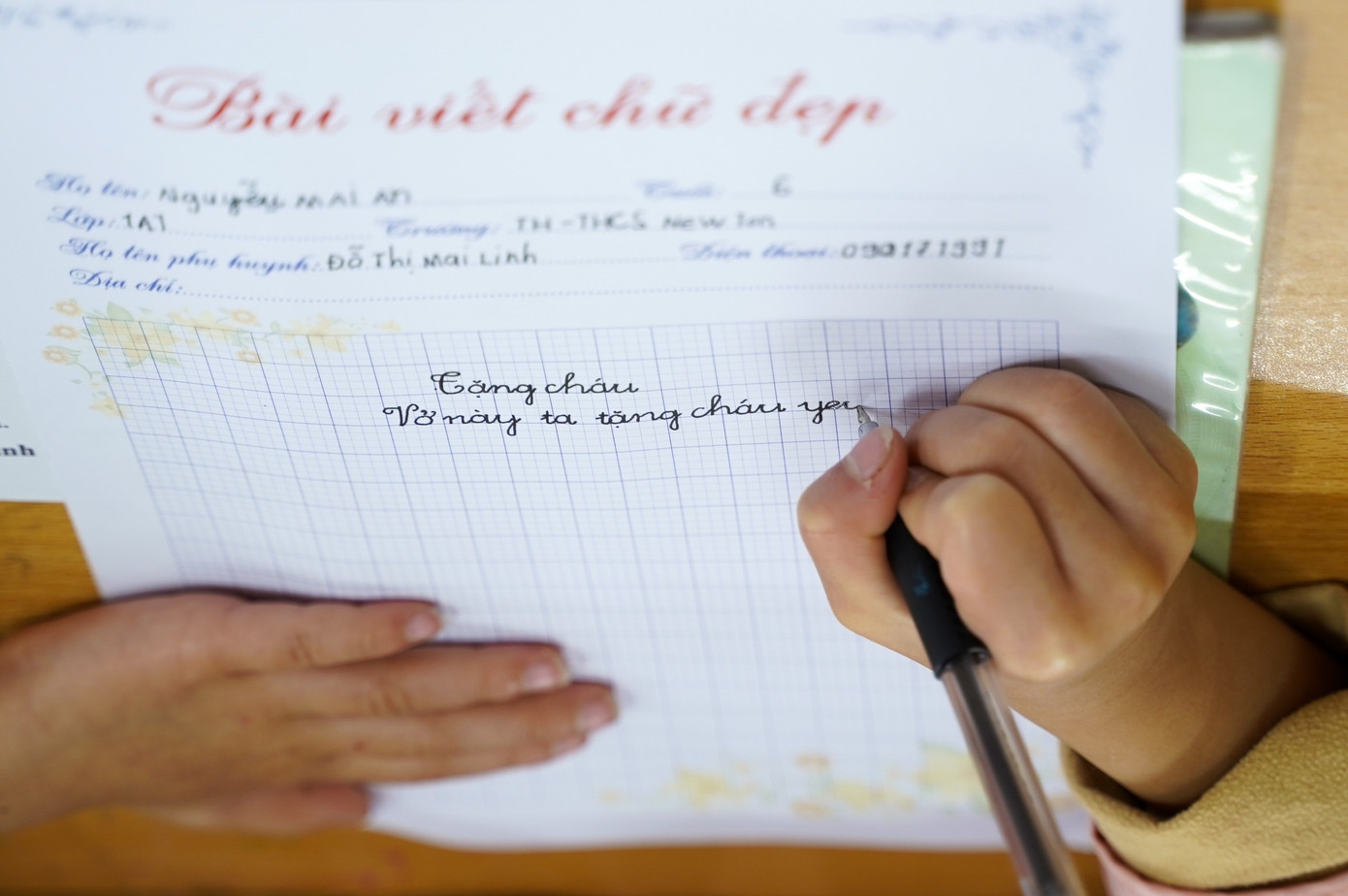 Những dòng chữ được học sinh nắn nót.