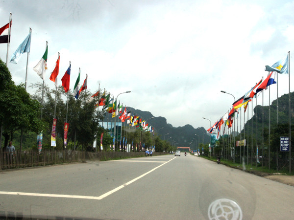 Cận cảnh phòng tổng thống tại chùa Bái Đính ảnh 8