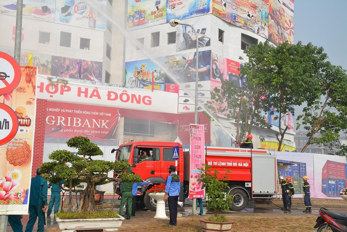 Hà Nội diễn tập phòng thủ dân sự, ứng phó sự cố hóa chất độc hại ảnh 4