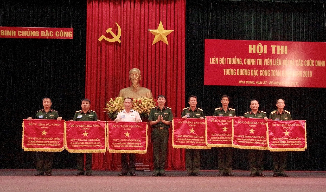 Đặc công toàn quân so tài ảnh 4