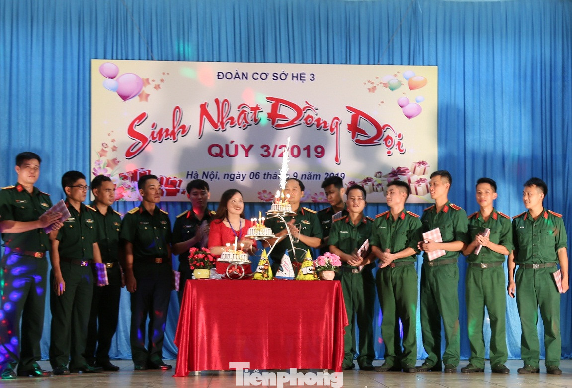 Sôi động Gala của cán bộ Đoàn áo lính ảnh 3