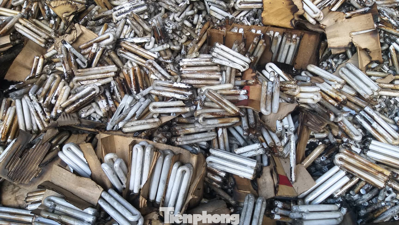 Kho hàng Rạng Đông được tẩy độc như thế nào? ảnh 4