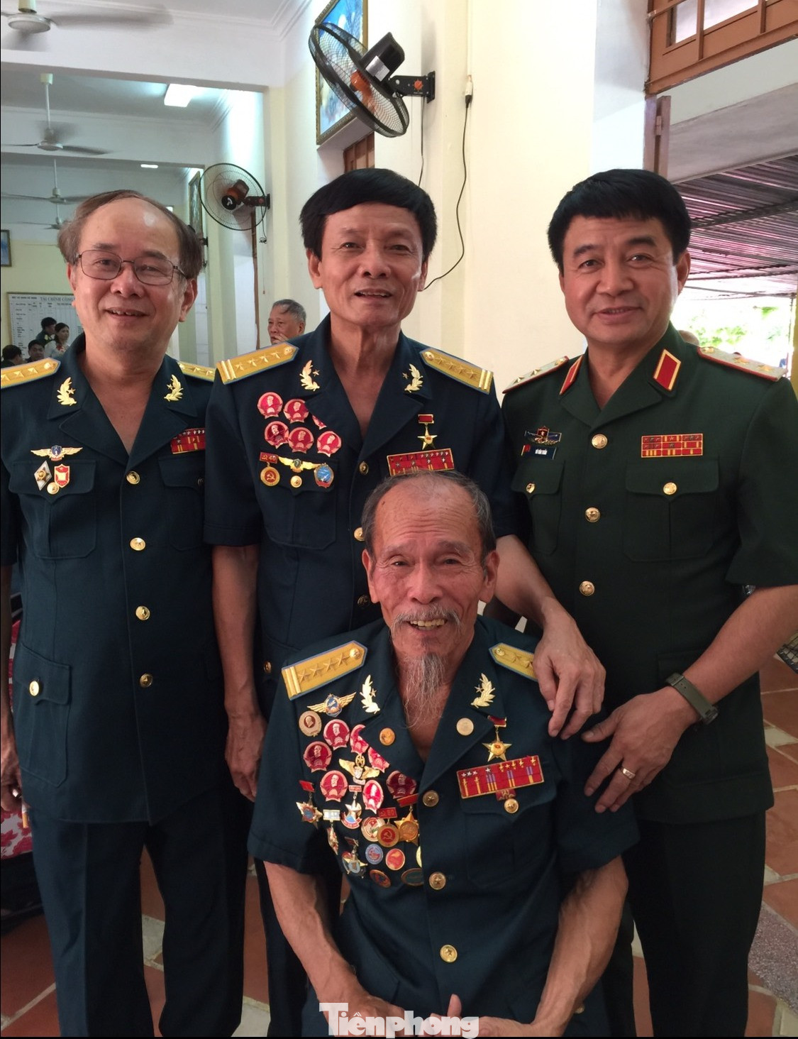 Huyền thoại Nguyễn Văn Bảy qua các tấm hình của Thượng tướng Võ Văn Tuấn ảnh 7