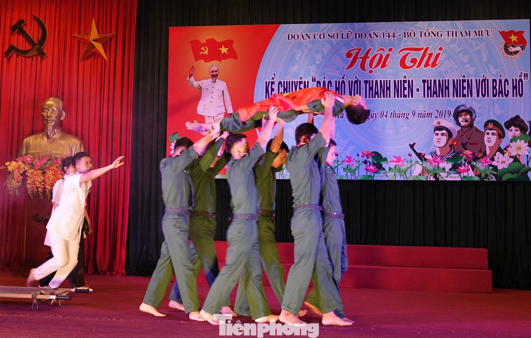 Lính cận vệ thép kể chuyện 'Bác Hồ với thanh niên' ảnh 3