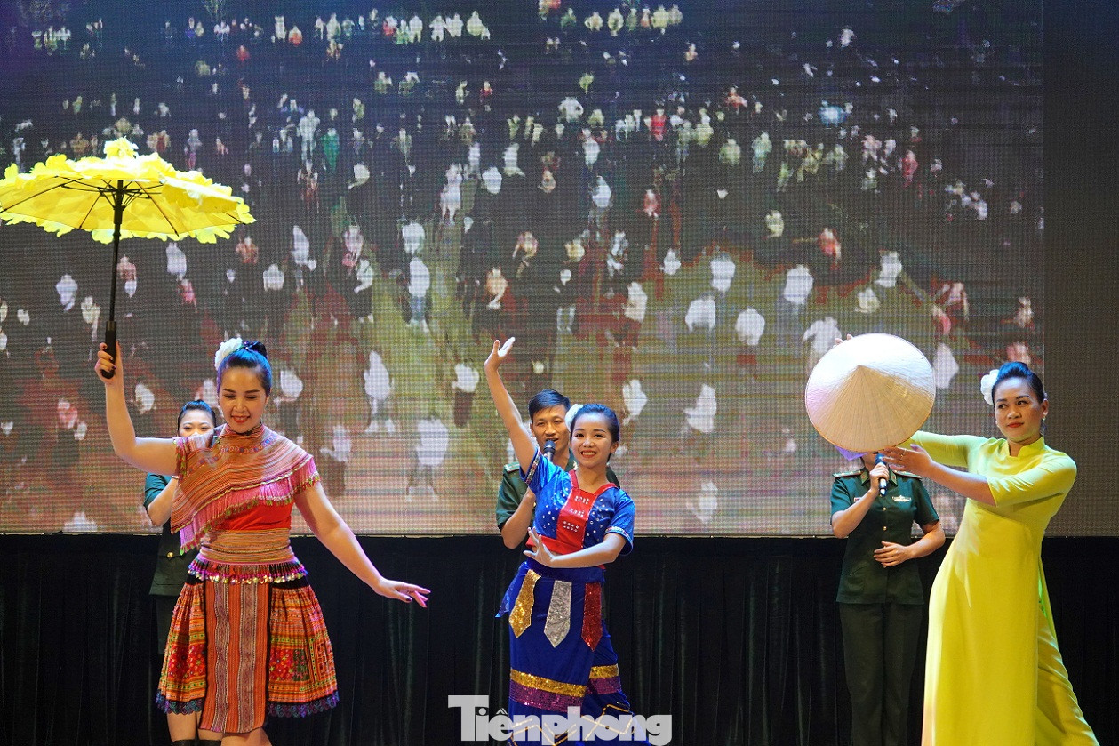 Bế mạc Liên hoan Tuyên truyền viên giỏi trong phụ nữ Bộ đội Biên phòng ảnh 1