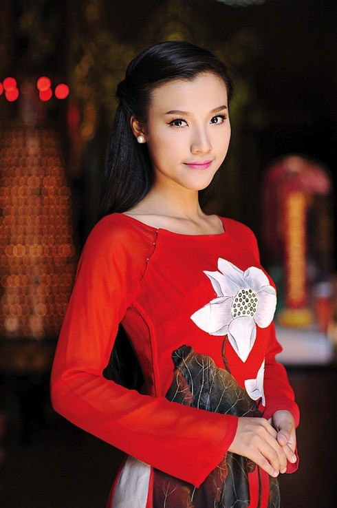 Điểm danh 5 nữ MC xinh đẹp, gợi cảm nhất nhì showbiz Việt ảnh 4