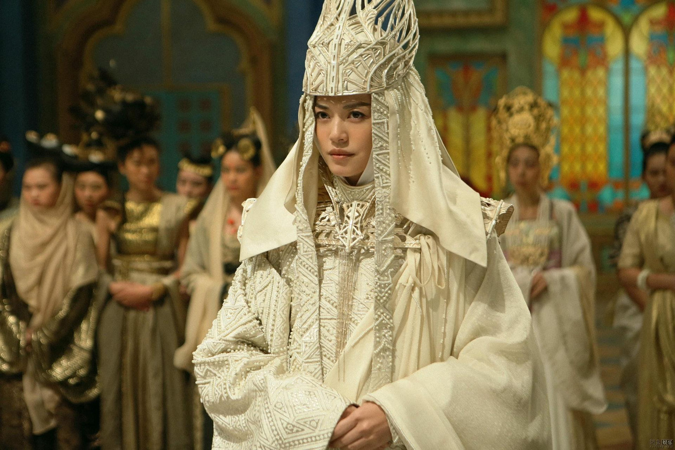 Người đẹp sinh năm 1979 cũng chủ yếu đóng phim điện ảnh như "Võ lâm ngoại truyện", Tình yêu tuyệt vời", "Bão lửa", "Phi thành vật nhiễu 2", "Monster Hunt", "Chronicles of the Ghostly Tribe", "MBA Partners"…