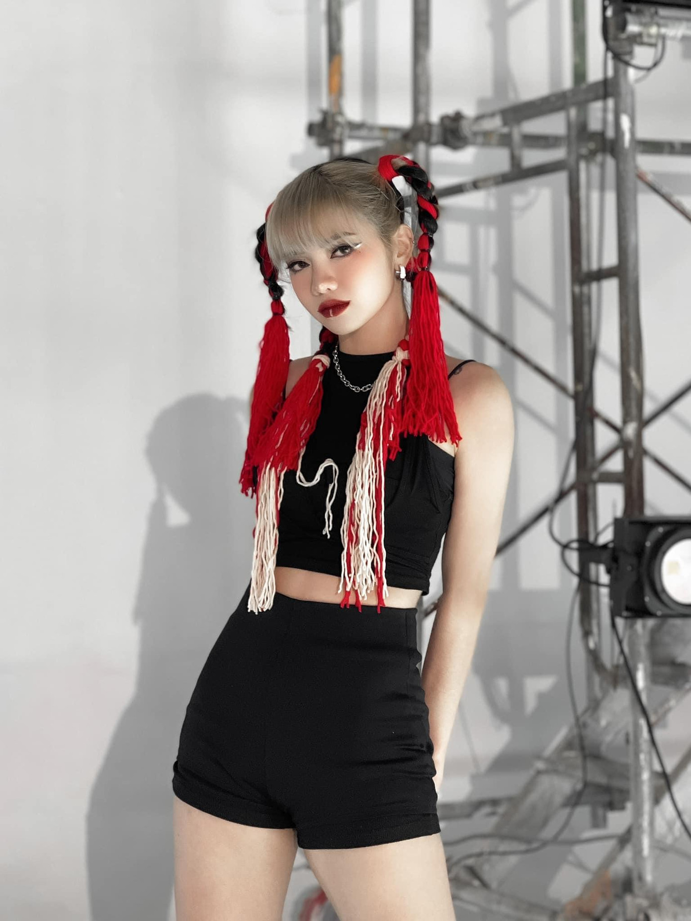 CiiN cũng là một vũ công chuyên nghiệp