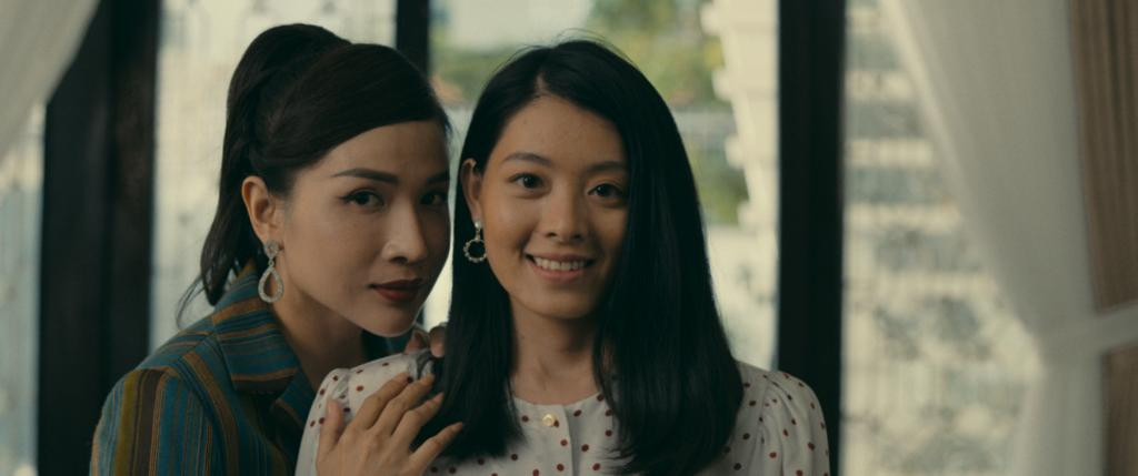 Khả Như và Hy An trong teaser trailer của "Chuyện Ma Gần Nhà".