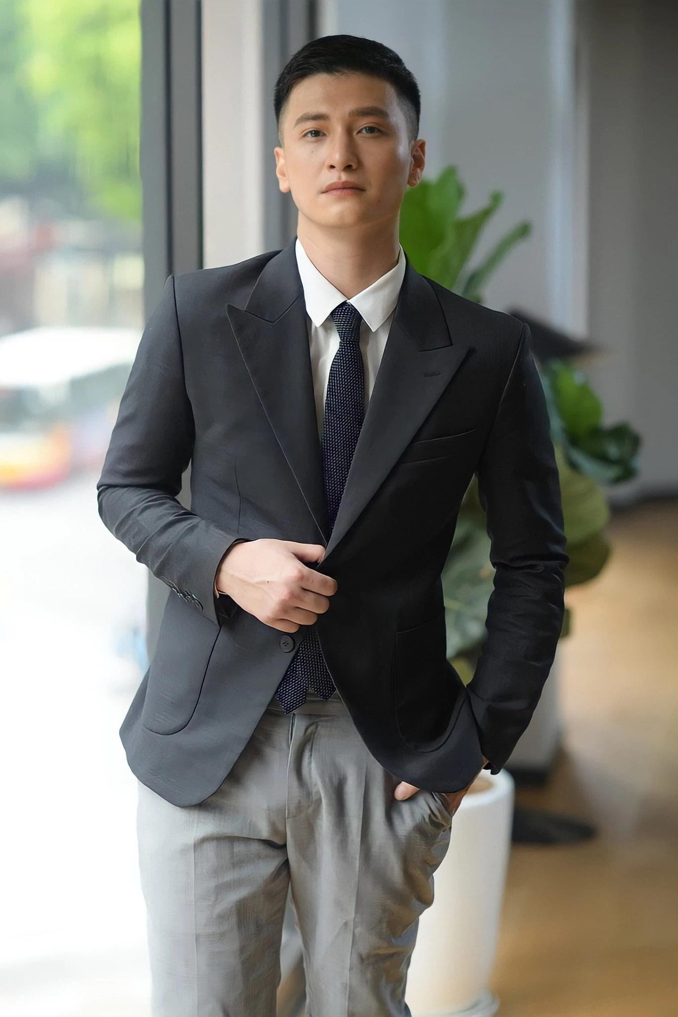 Diễn viên Huỳnh Anh