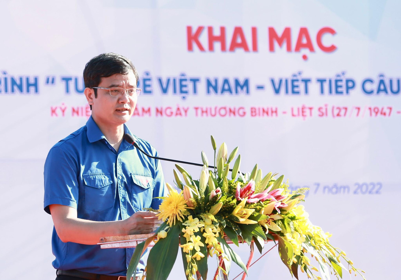 Anh Bùi Quang Huy phát biểu khai mạc hành trình “Tuổi trẻ Việt Nam - Viết tiếp câu chuyện hòa bình” .