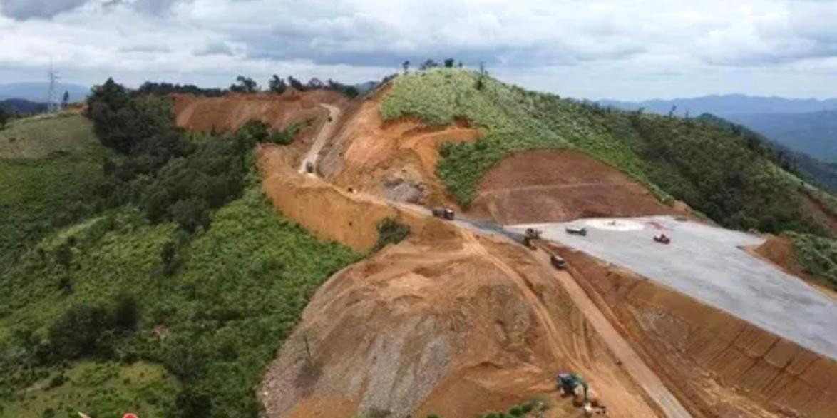 Dự án Nhà máy điện gió Tài Tâm-Hoàng Hải thực hiện tại huyện Hướng Hóa (Quảng Trị).