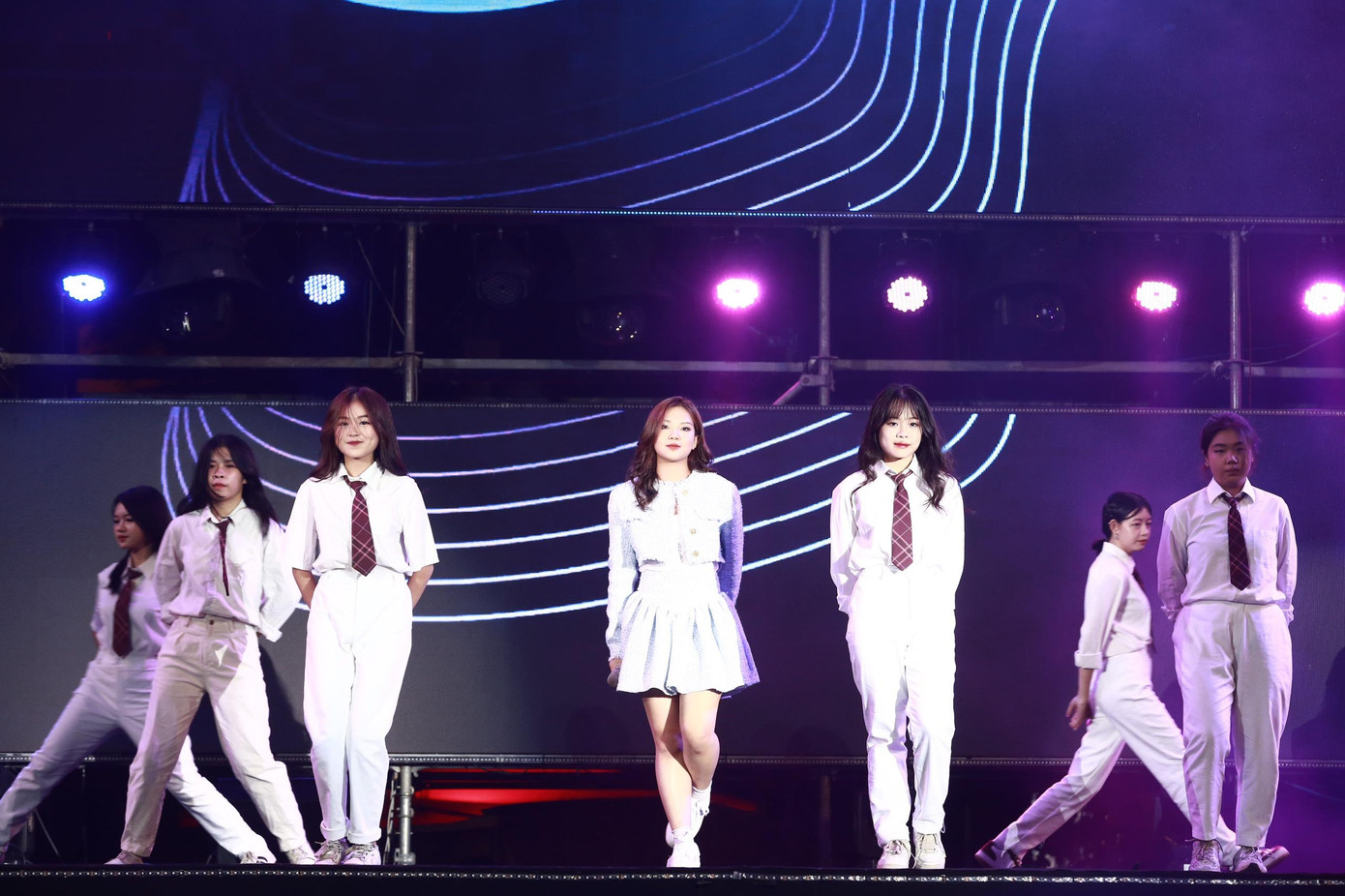 Các tiết mục văn nghệ đặc sắc tại chương trình Các tiết mục văn nghệ đặc sắc tại chương trình