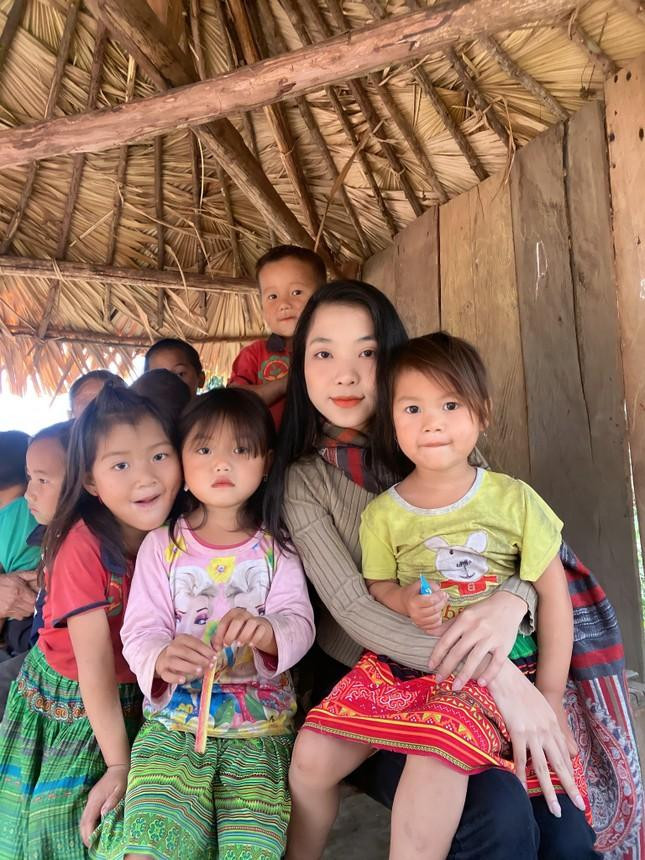 Trần Thị Thu Hương, Phó Trưởng nhóm tình nguyện Niềm tin bên trẻ em vùng cao