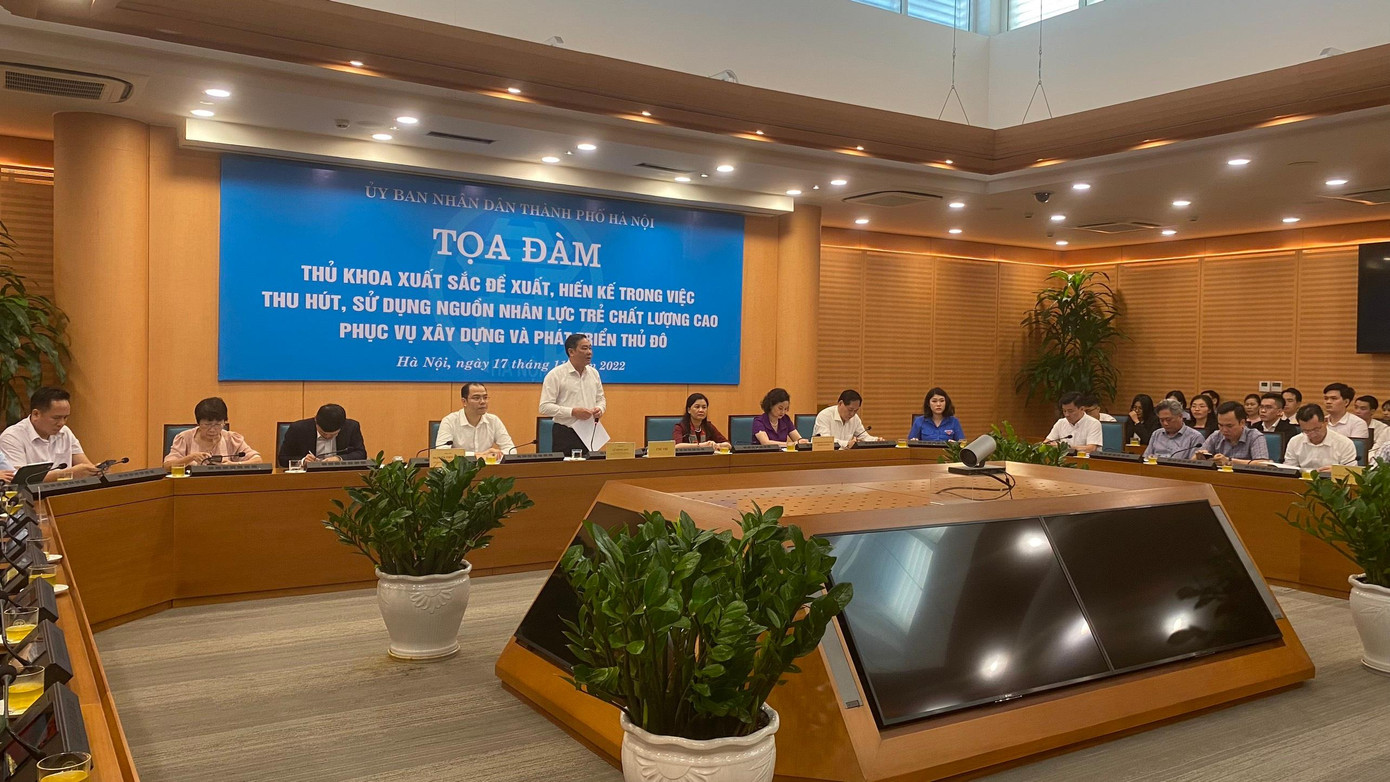 Quang cảnh tọa đàm