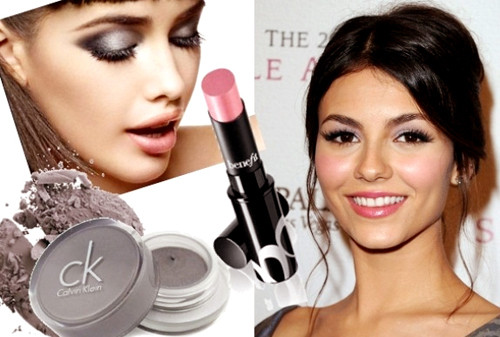 Mắt khói và môi hồng tươi cho bạn sự trẻ trung