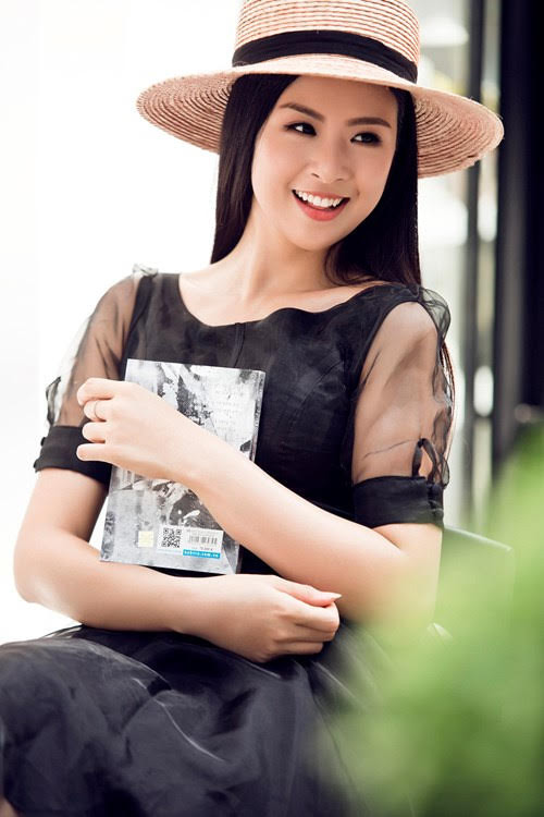 Bản tin HOA HẬU: Hoa hậu Kỳ Duyên ngày càng sành điệu ảnh 6