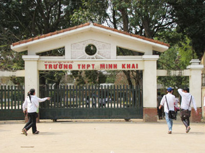 Nạn nhân của vụ đánh ghen dã man đang học tại trường THPT Minh Khai, Quốc Oai, Hà Nội