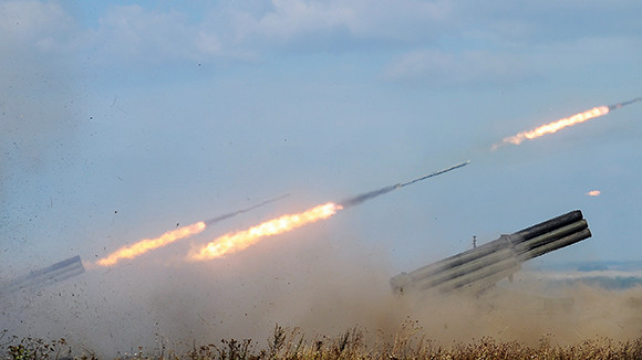 Nga sử dụng chiến trường Syria để thử rocket phóng loạt Tornado-S ảnh 1