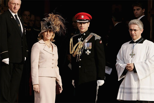 Số tiền này ở Monaco và Dubai là 700 tỷ USD