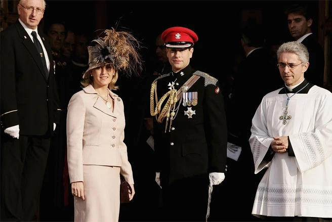 Số tiền này ở Monaco và Dubai là 700 tỷ USD