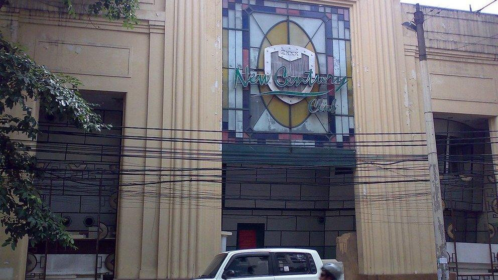 Vũ trường New Century khét tiếng 1 thời. Vũ trường New Century khét tiếng 1 thời.