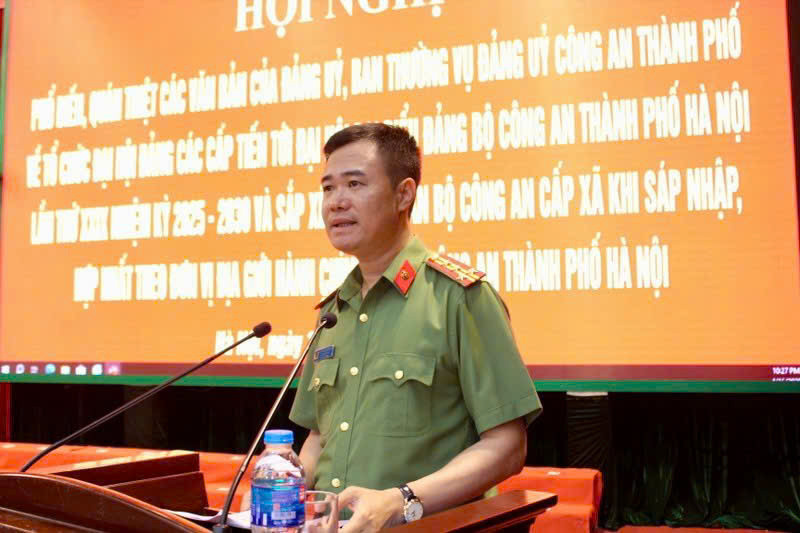 Đại tá Nguyễn Ngọc Quyền, Phó Giám đốc Công an TP Hà Nội. Đại tá Nguyễn Ngọc Quyền, Phó Giám đốc Công an TP Hà Nội.