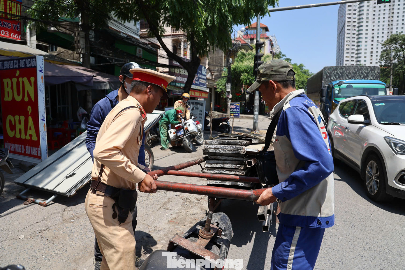 Các trường hợp bị xử lý đều phải chấm dứt ngay hành vi vi phạm.