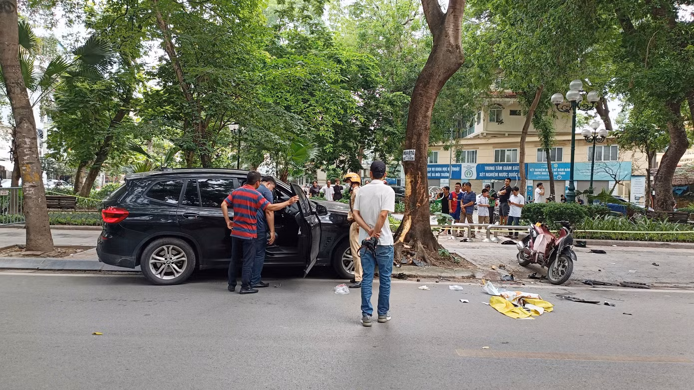 Lực lượng chức năng có mặt tại hiện trường.