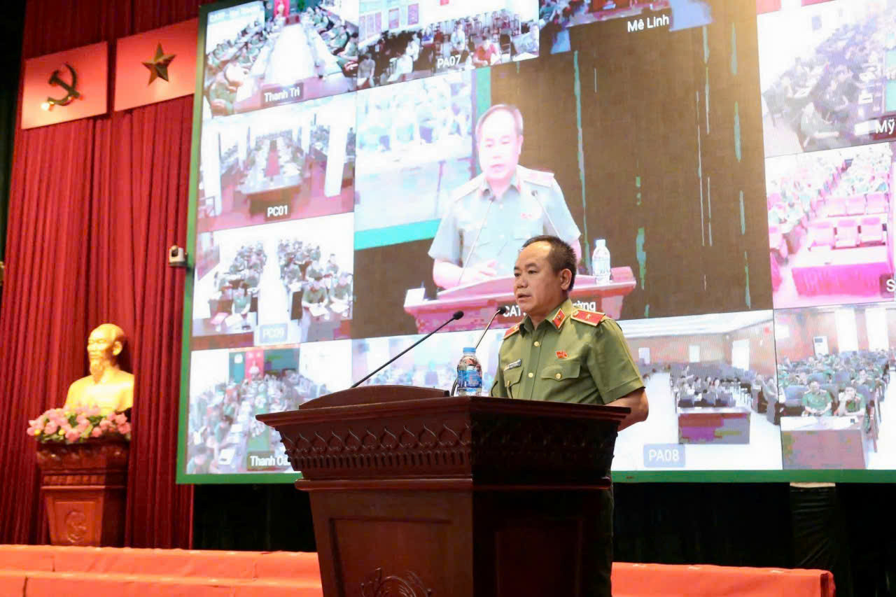 Thiếu tướng Nguyễn Thanh Tùng, Giám đốc Công an TP Hà Nội. Thiếu tướng Nguyễn Thanh Tùng, Giám đốc Công an TP Hà Nội.