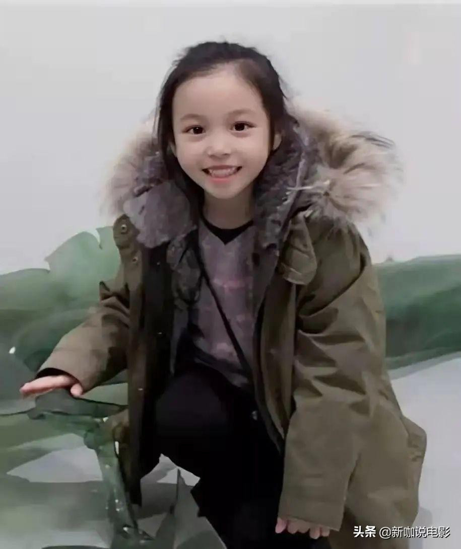 Những hình ảnh của Tiểu Tứ Nguyệt được fan thu thập.