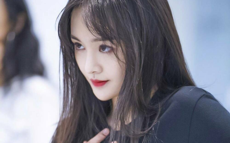 Hiện tại, Trịnh Sảng được cho là đã sang nước ngoài định cư và sử dụng mạng xã hội quốc tế để giao lưu với người hâm mộ.