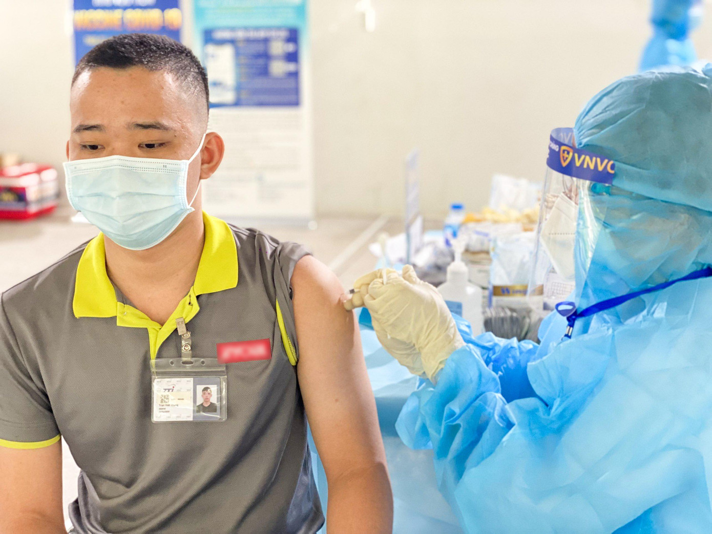 VNVC đầu tư sẵn sàng cho chiến dịch tiêm chủng vắc xin trên diện rộng, là đơn vị đóng góp số lượng lớn hàng đầu cán bộ tiêm chủng cho các chiến dịch tiêm vắc xin COVID-19 của TP.HCM